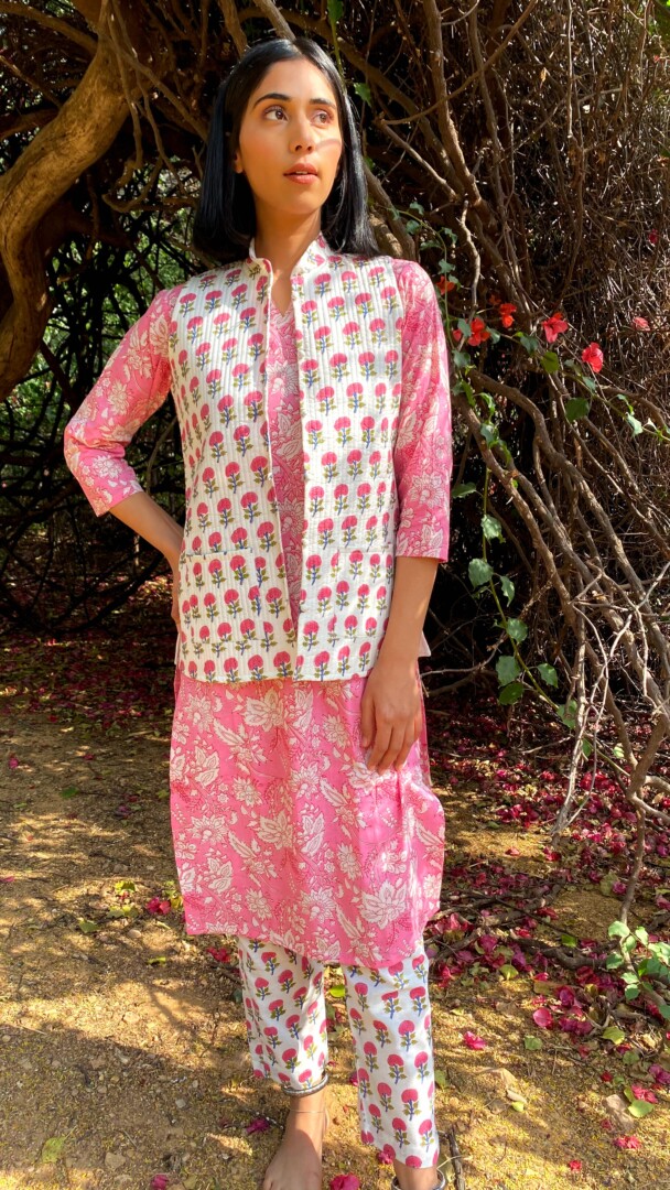 Jaipur Kurti Green Cotton Printed Kurti Pant Set Price in India, Full  Specifications & Offers | DTashion.com